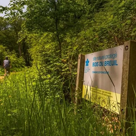 Du Mesnil Équemauville